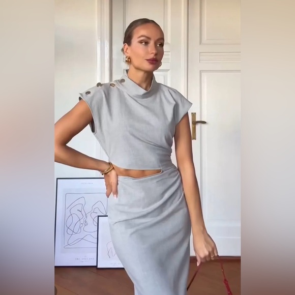 CUT OUT MIDI DRESS - Picture 6 of 8